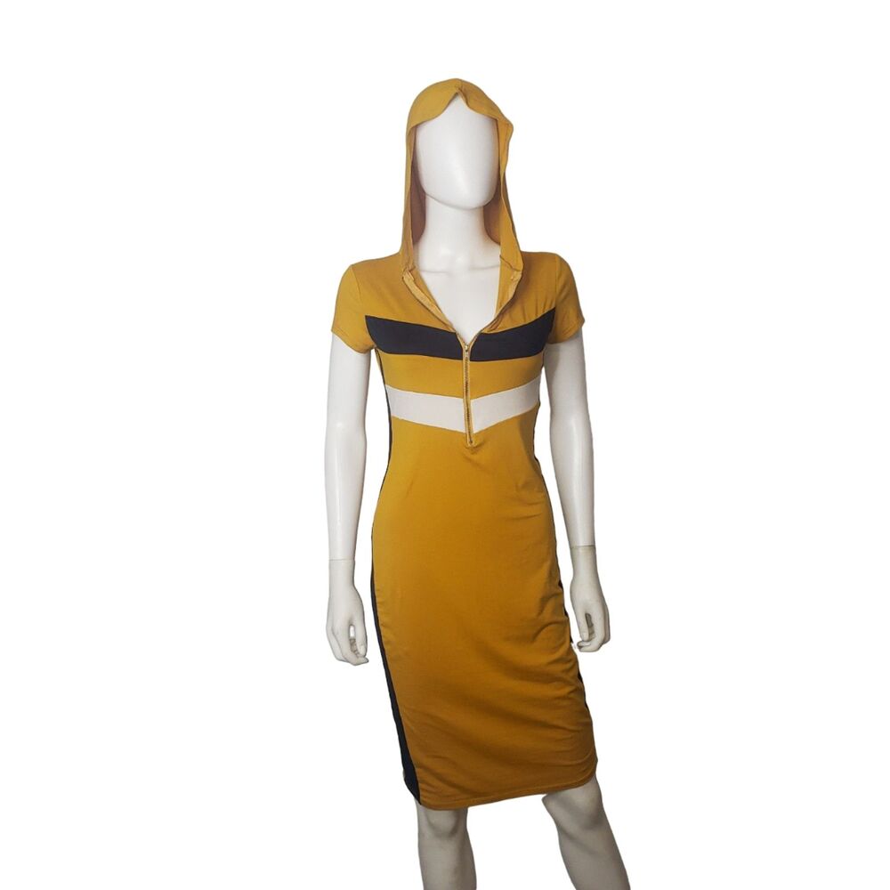 MAD RAG Zip Front Athletic Hooded Gold Striped Short Sleeve Dress Size Medium